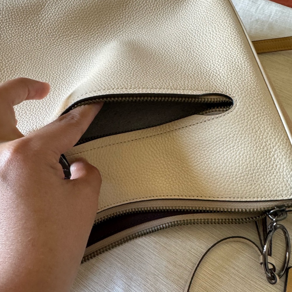 Coach Cream Whipstitch Shoulder Bag - Picture 9 of 10